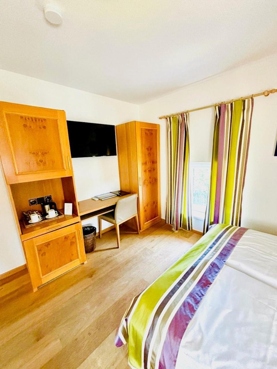 Hotel Fischerhaus Штарнберг Экстерьер фото