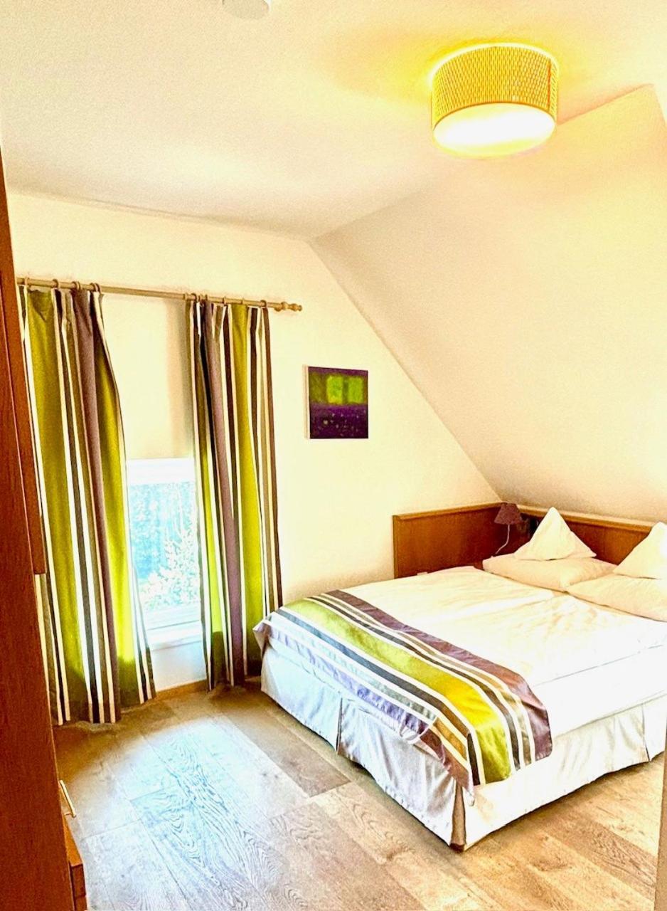 Hotel Fischerhaus Штарнберг Экстерьер фото