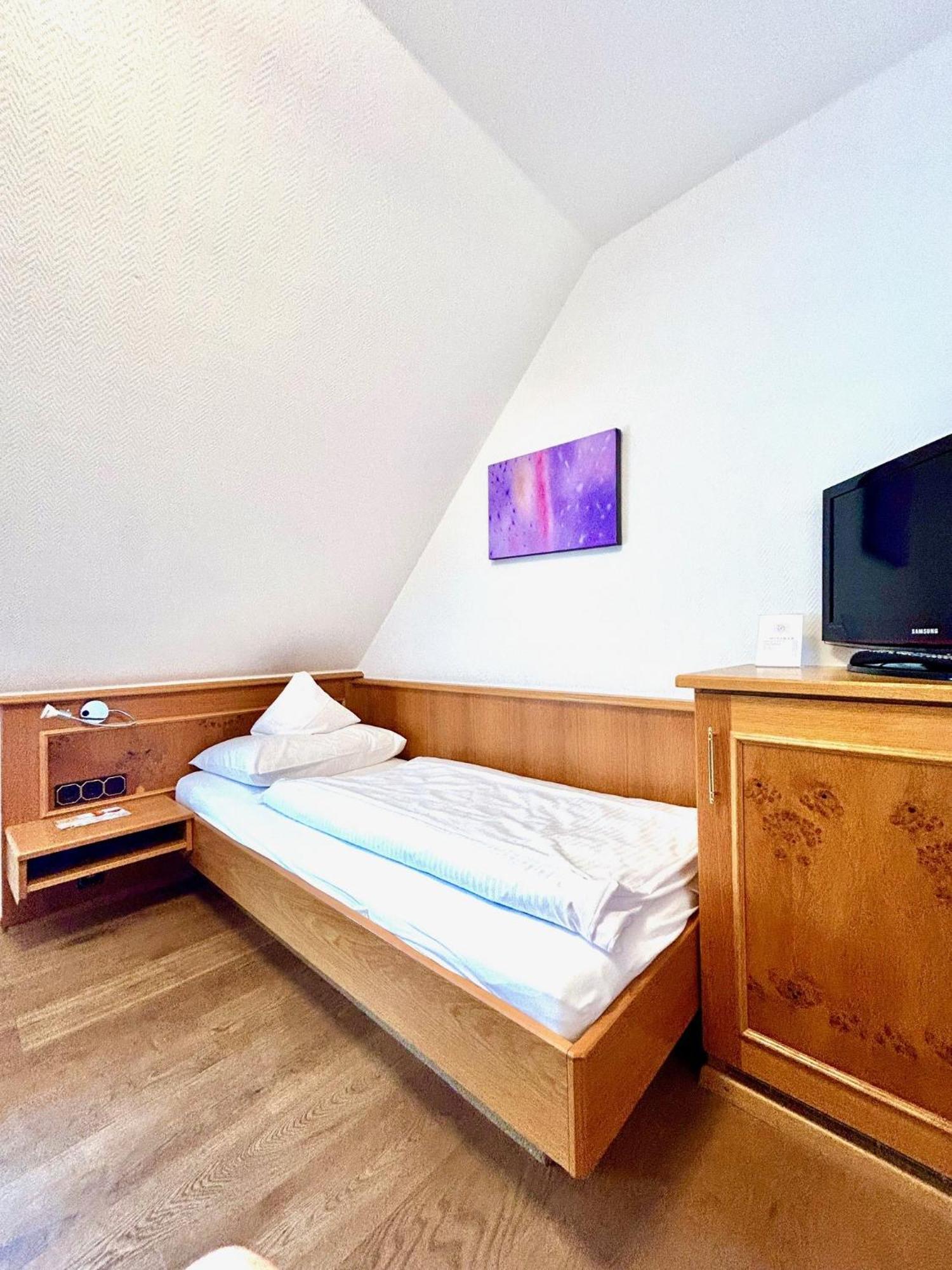 Hotel Fischerhaus Штарнберг Экстерьер фото