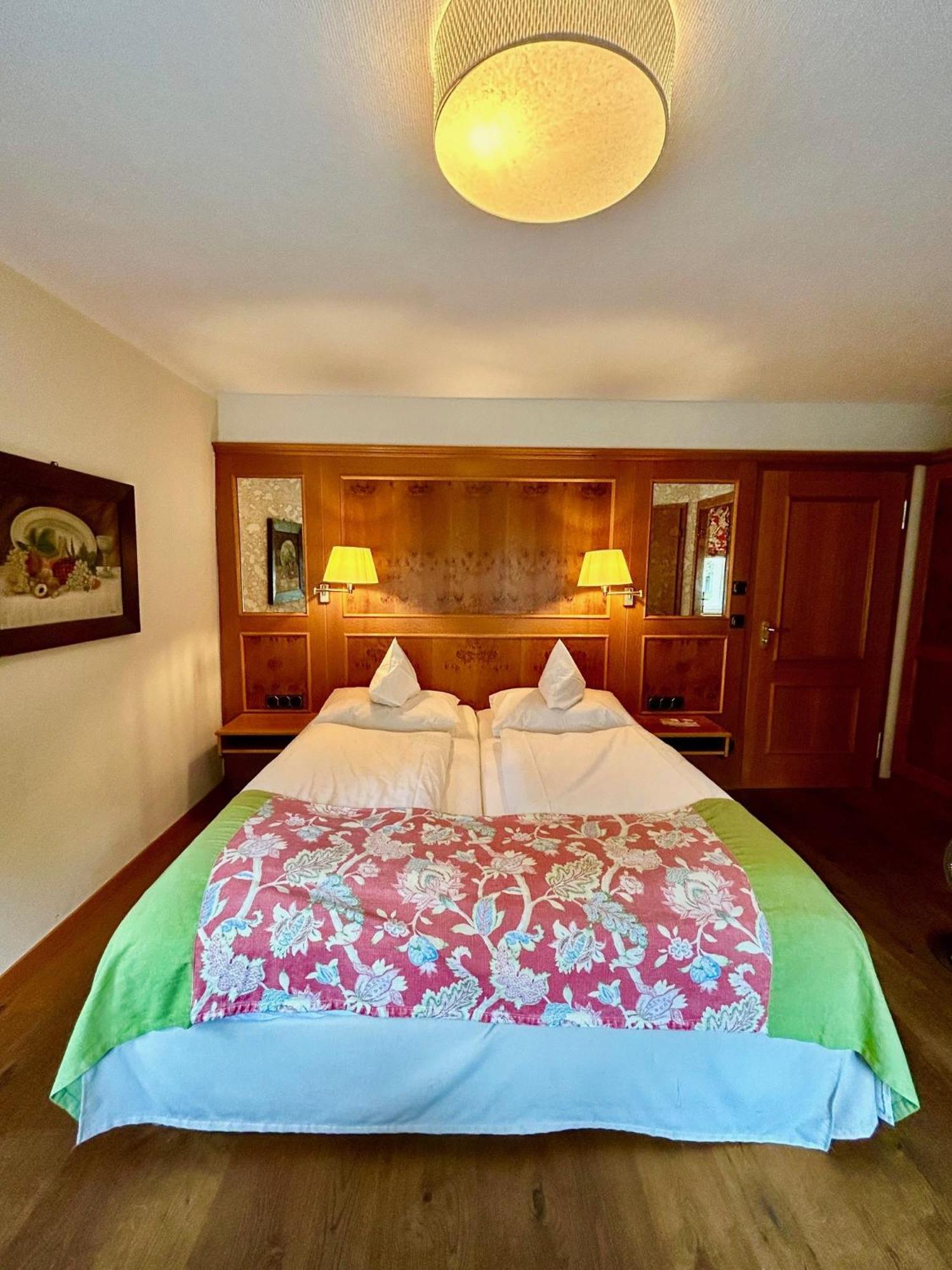 Hotel Fischerhaus Штарнберг Экстерьер фото