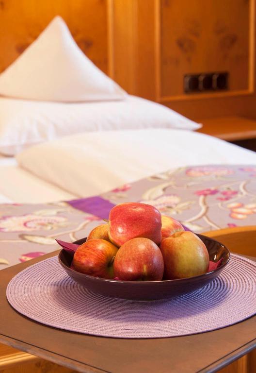 Hotel Fischerhaus Штарнберг Экстерьер фото