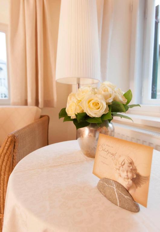 Hotel Fischerhaus Штарнберг Экстерьер фото